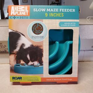 Animal Planet Slow Maze Feeder 9" Teal NEW in Box